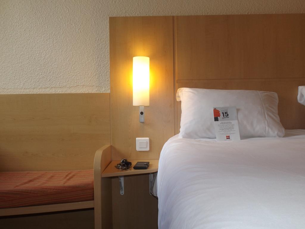 Ibis Abbeville Esterno foto